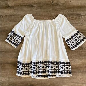 ESQUALO Black and White Embellished Tunic